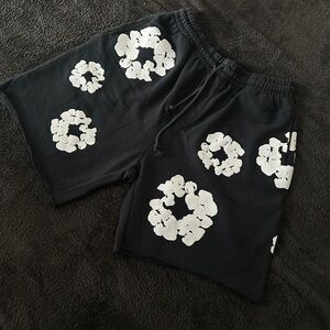 Denim tears Cotton Wreath Shorts 'Black' || Brand New || Size large